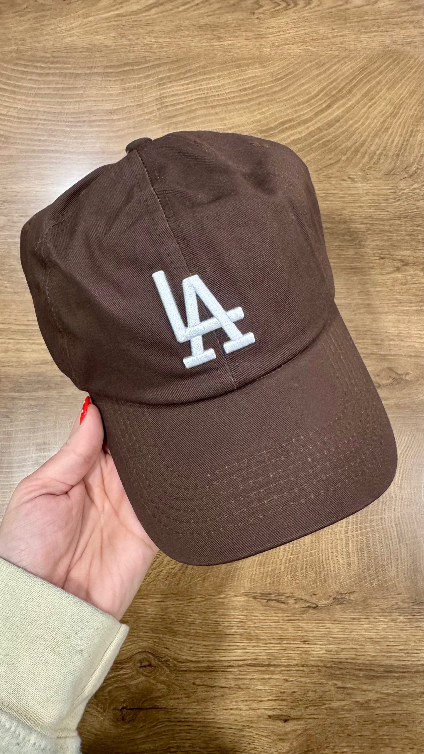 LA Embroidered Cap - Brown/White