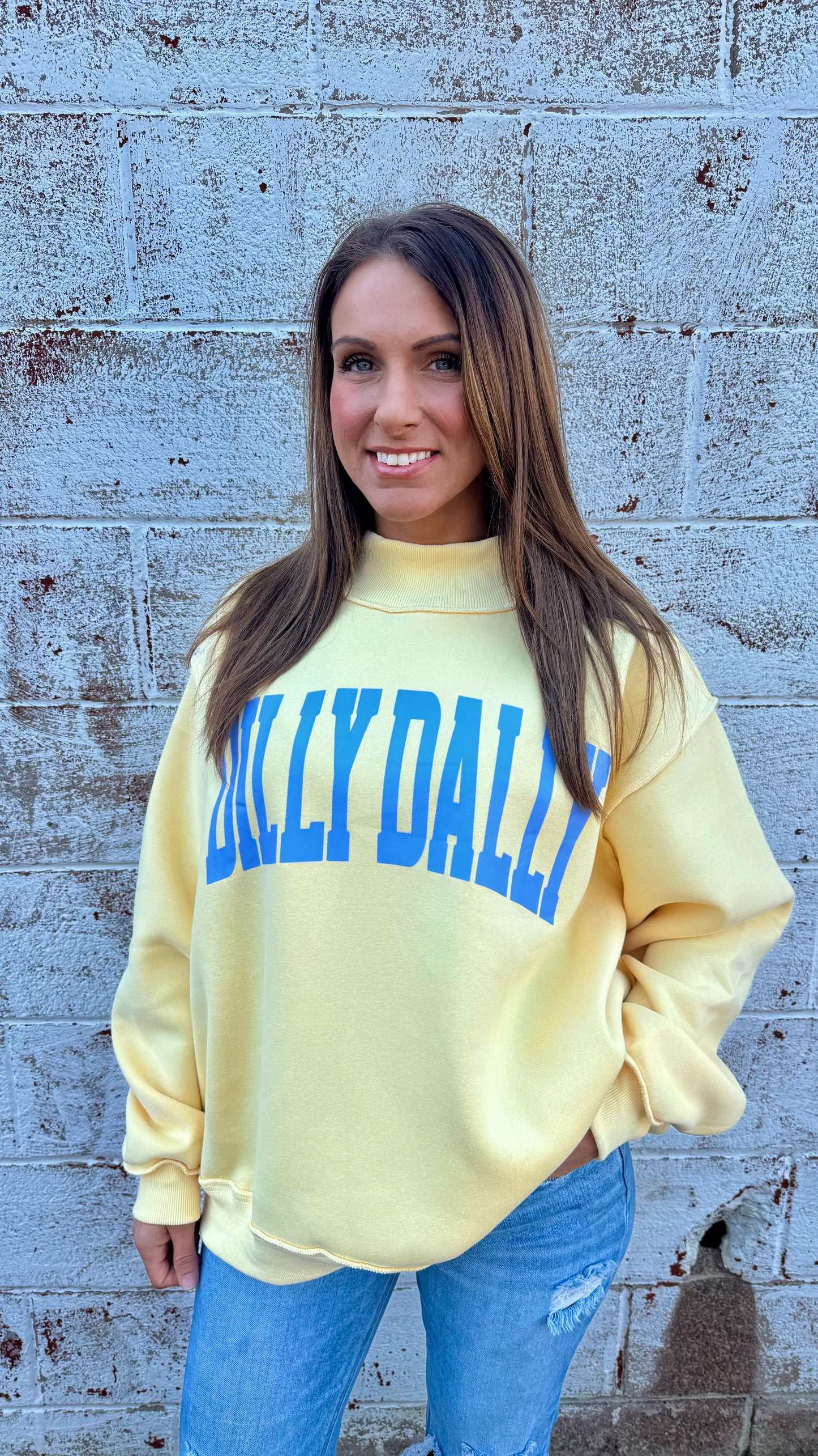 Dilly Dally Sweatshirt - Yellow