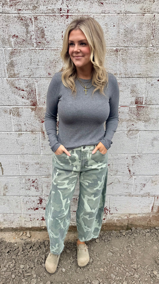 Lena Camo Barrel Jeans